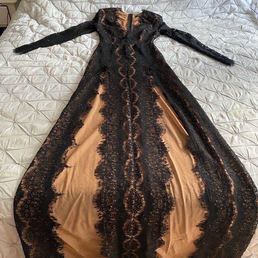 BEAUTIFUL SEXY BLACK & NUDE LACE DRESS XS